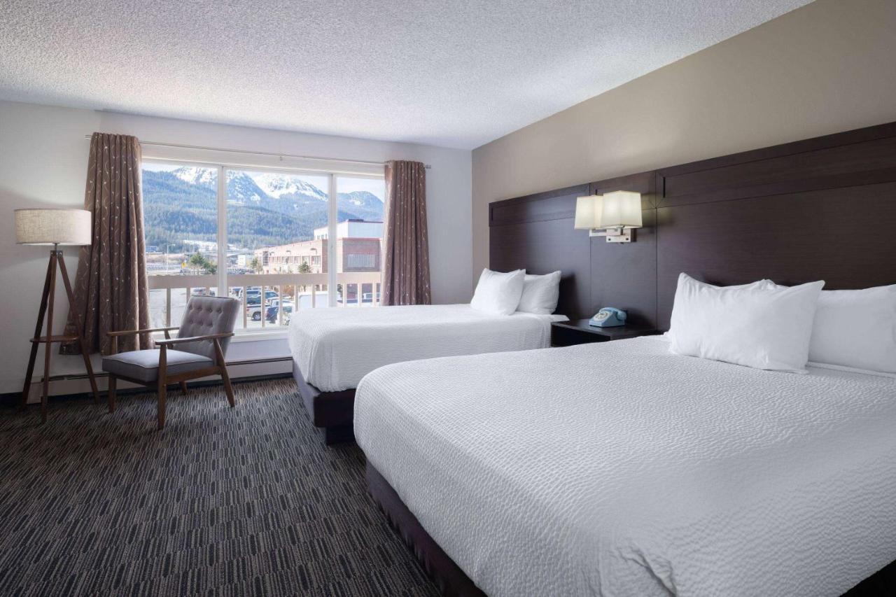 Ramada By Wyndham Juneau Extérieur photo